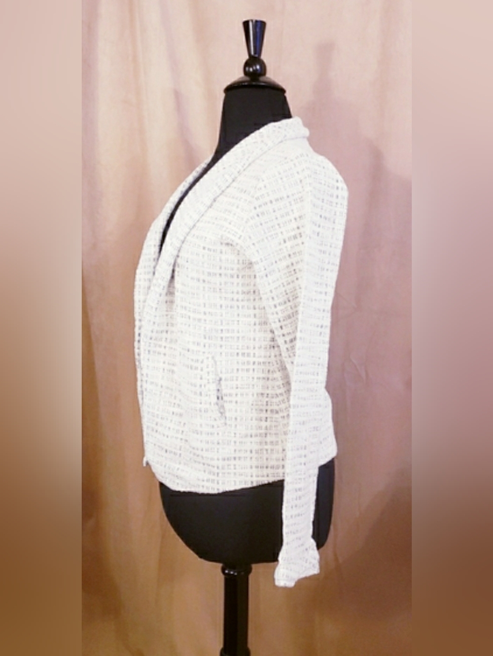 2 Piece Woven Tweed Ivory Women’s Summer Jacket & Short Set - Picture 5 of 10